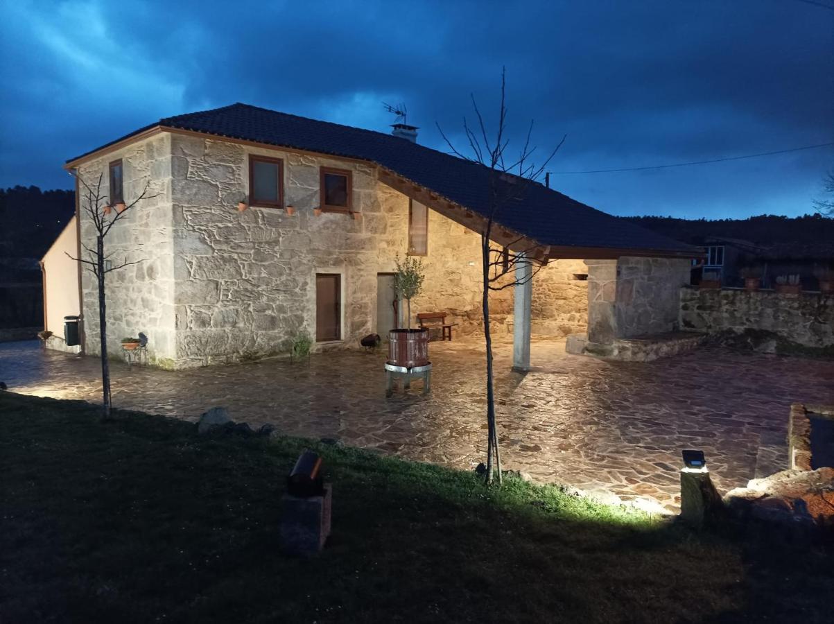 Albergue Aldea Da Pedreira Teo Екстериор снимка