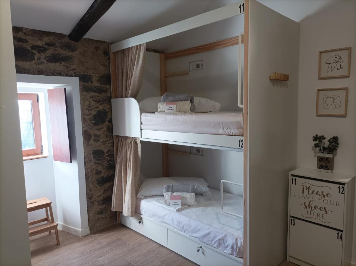 Albergue Aldea Da Pedreira Teo Екстериор снимка